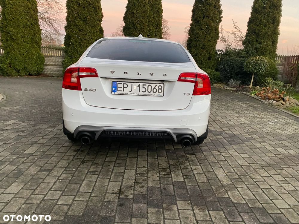 Volvo S60 T5 Drive-E Summum - 6