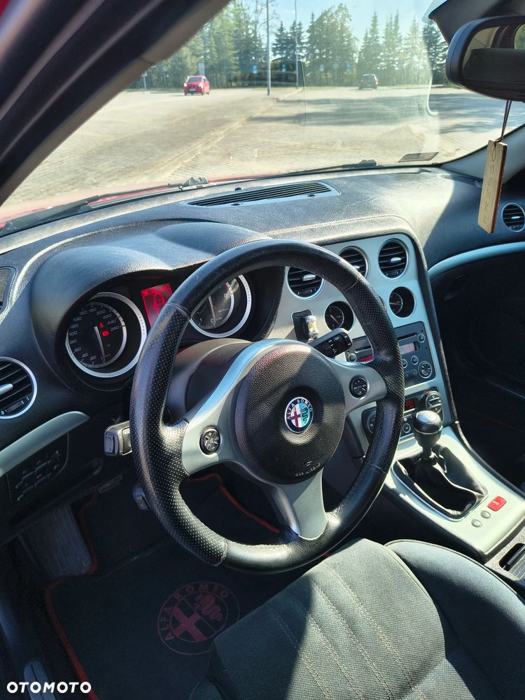 Alfa Romeo 159 2.2JTS Distinctive - 10