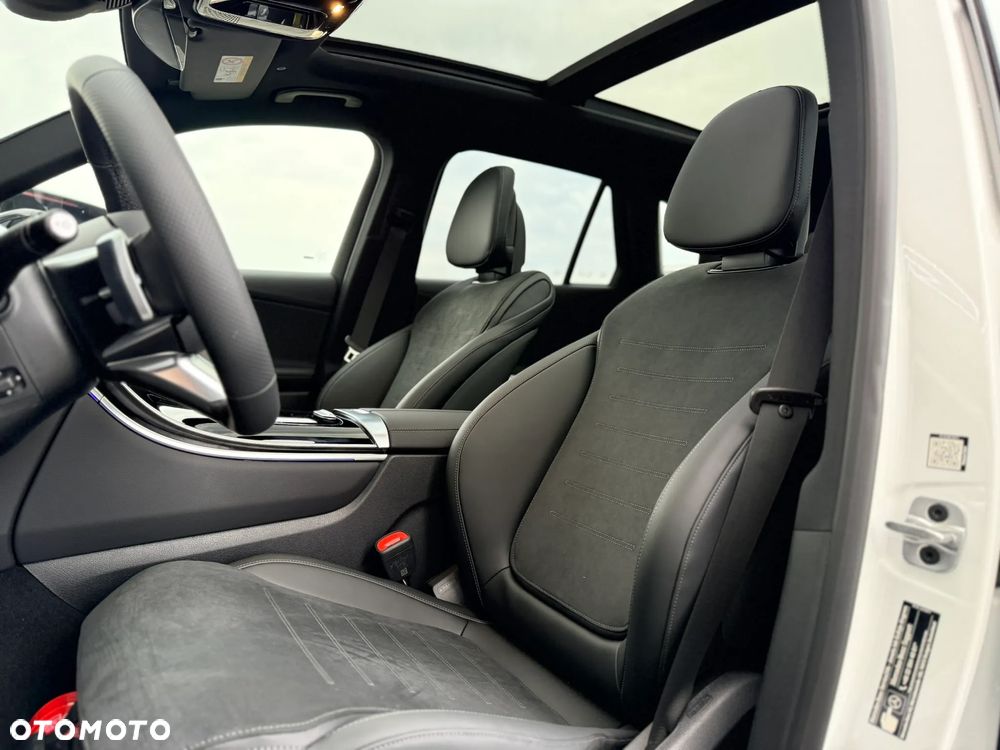 Mercedes-Benz GLC - 17