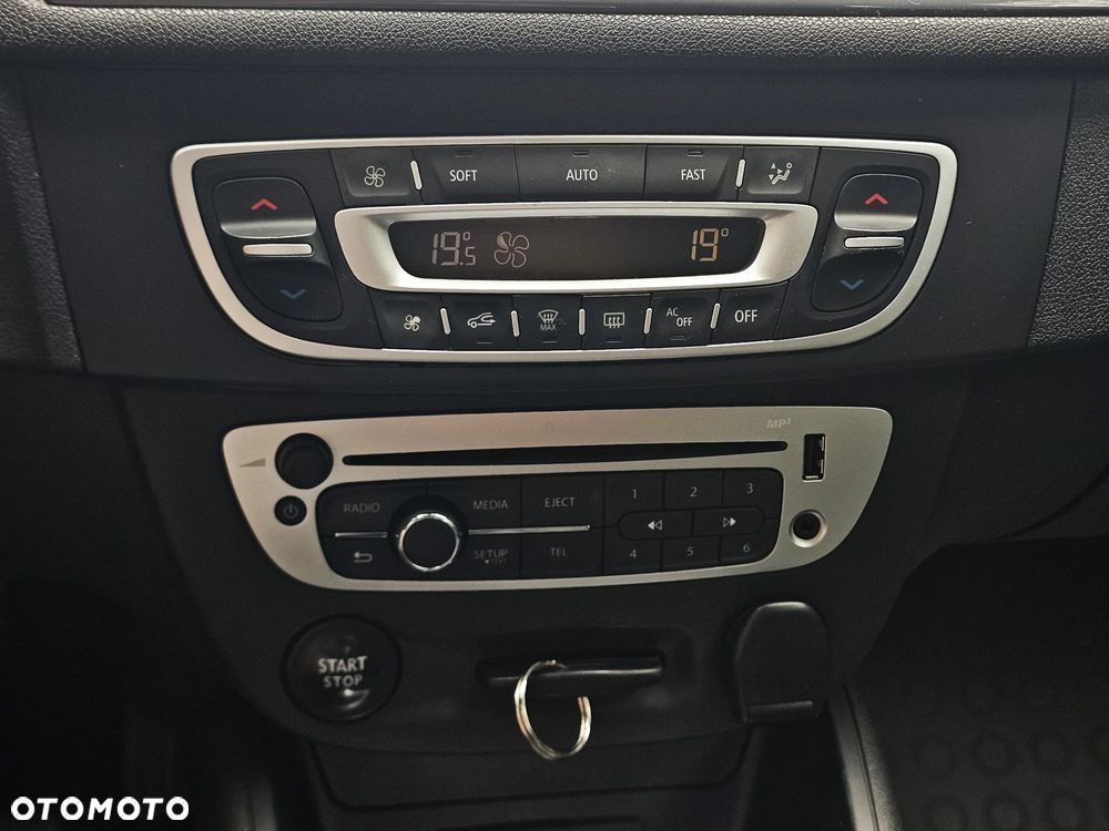 Renault Megane 1.5 dCi Limited - 18