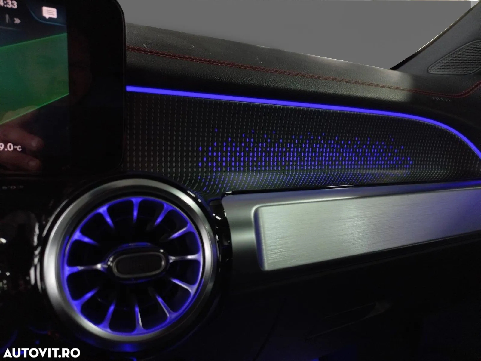 Mercedes-Benz EQB 300 4Matic AMG Line - 21