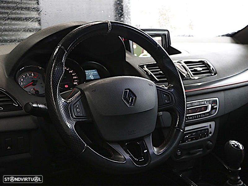 Renault Mégane Coupe 2.0 T RS - 27