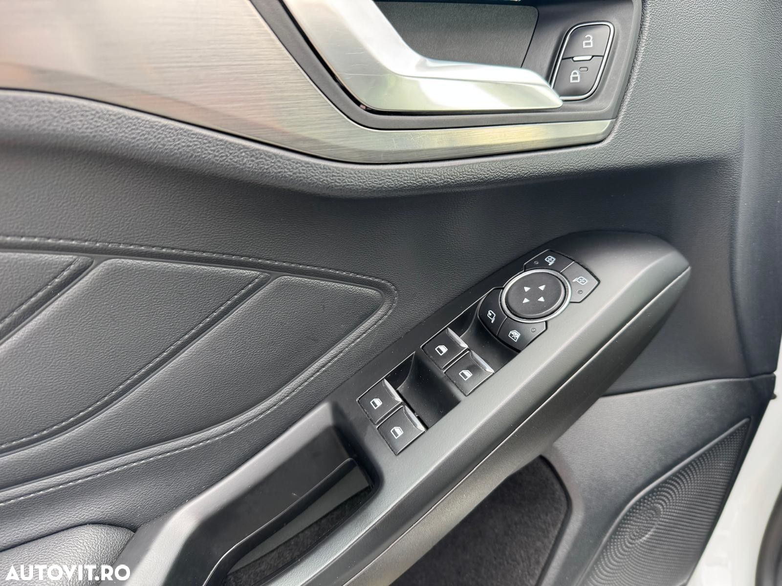 Ford Focus - 17