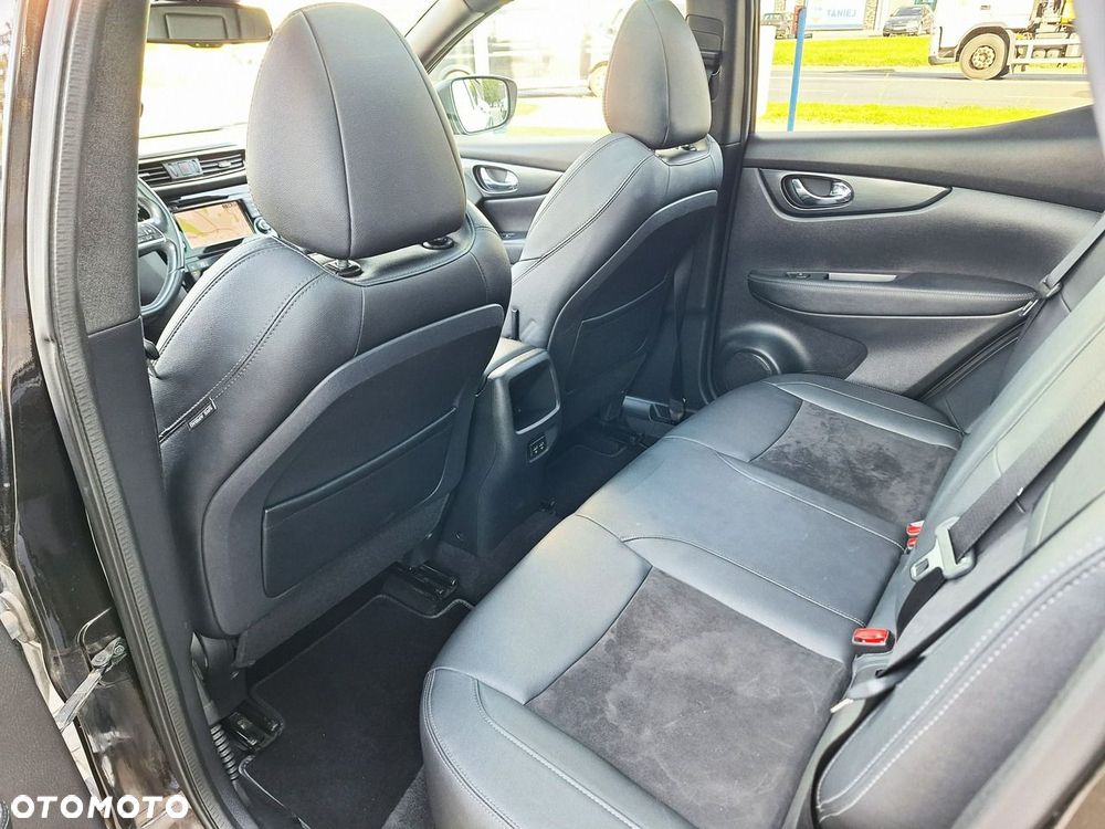 Nissan Qashqai 1.3 DIG-T N-Tec - 24