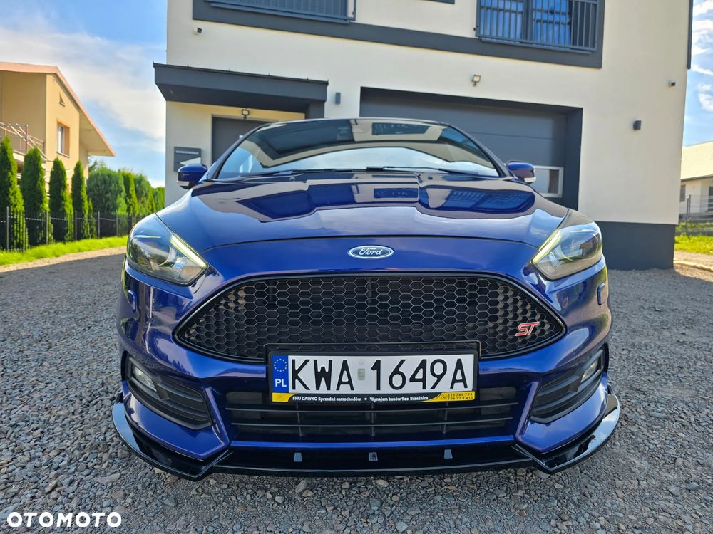 Ford Focus 2.0 EcoBoost ST mit Leder-Sport-Paket - 12