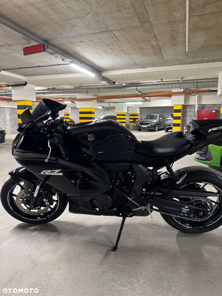 Yamaha R7 - 10