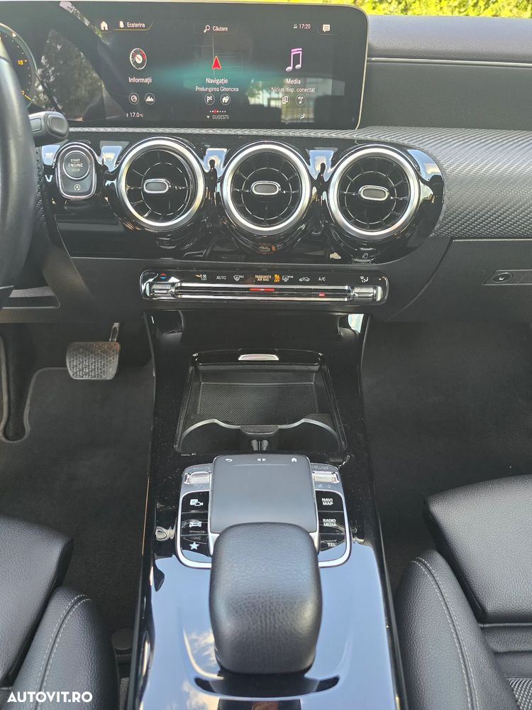Mercedes-Benz A 200 7G-DCT Progressive - 21