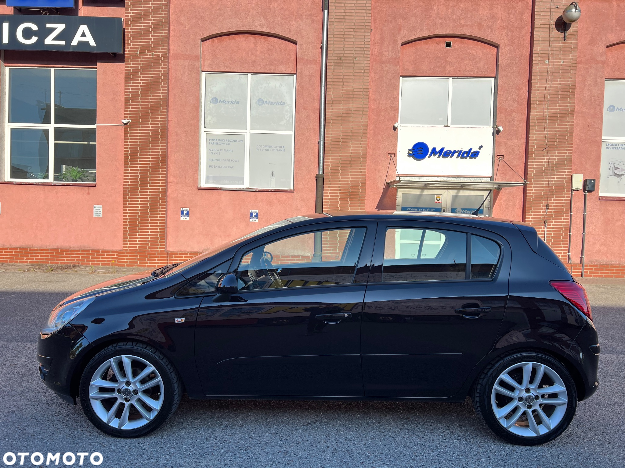 Opel Corsa 1.4 16V Cosmo - 8