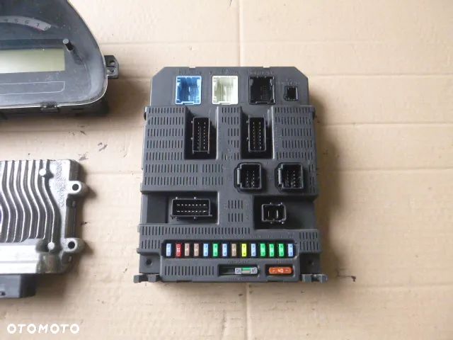 ZESTAW STARTOWY STACYJKA KOMPUTER BSI CITROEN C2 1.1 8V - 20