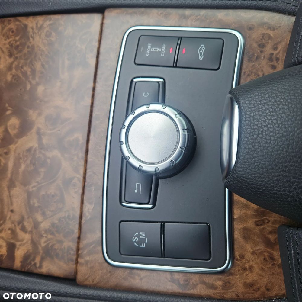 Mercedes-Benz CLS 350 BlueEff - 39