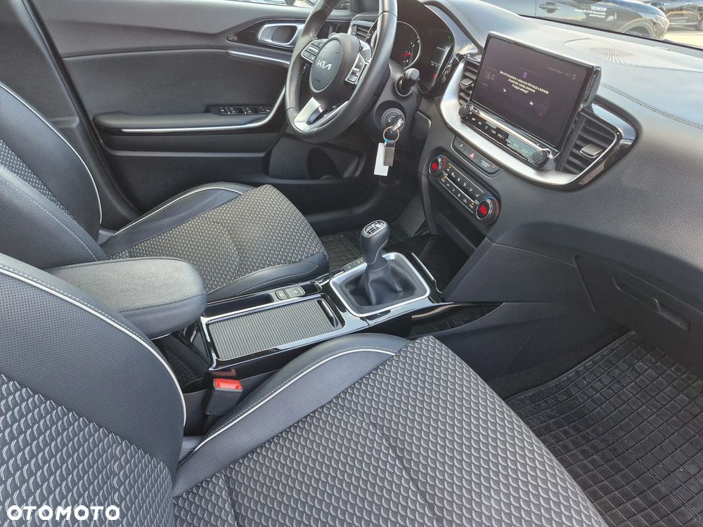 Kia XCeed 1.5 T-GDI L - 13