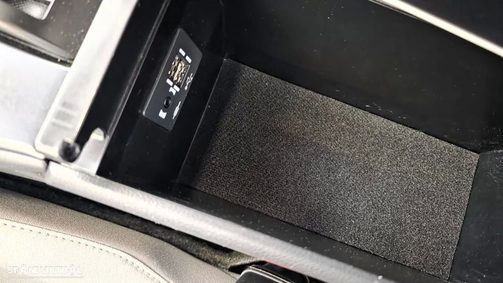 Lexus UX 250h Executive - 49