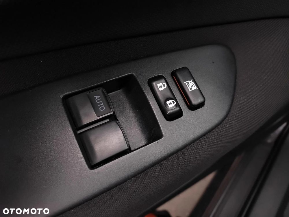 Toyota Auris - 11
