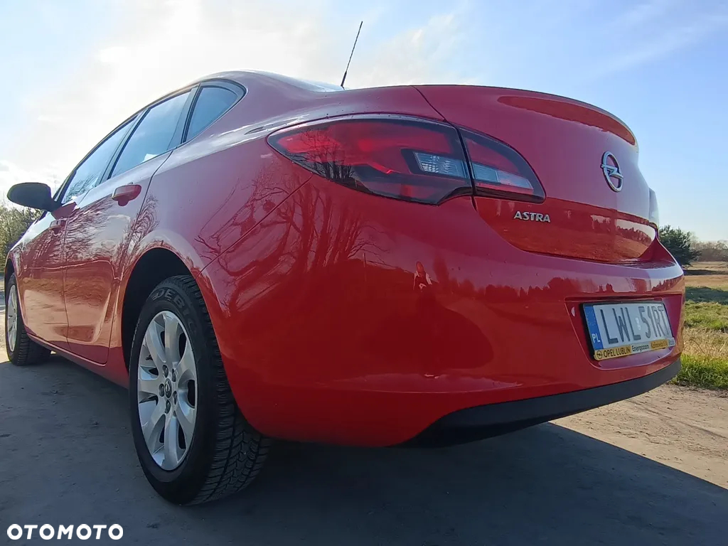 Opel Astra IV 1.6 Active EU6 - 12