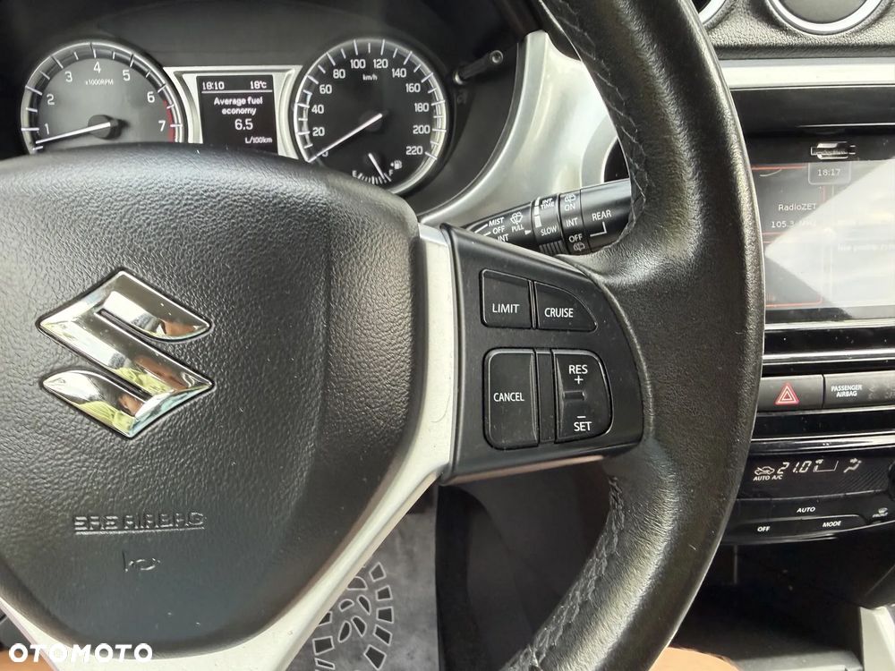 Suzuki Vitara 1.6 Premium 2WD - 28