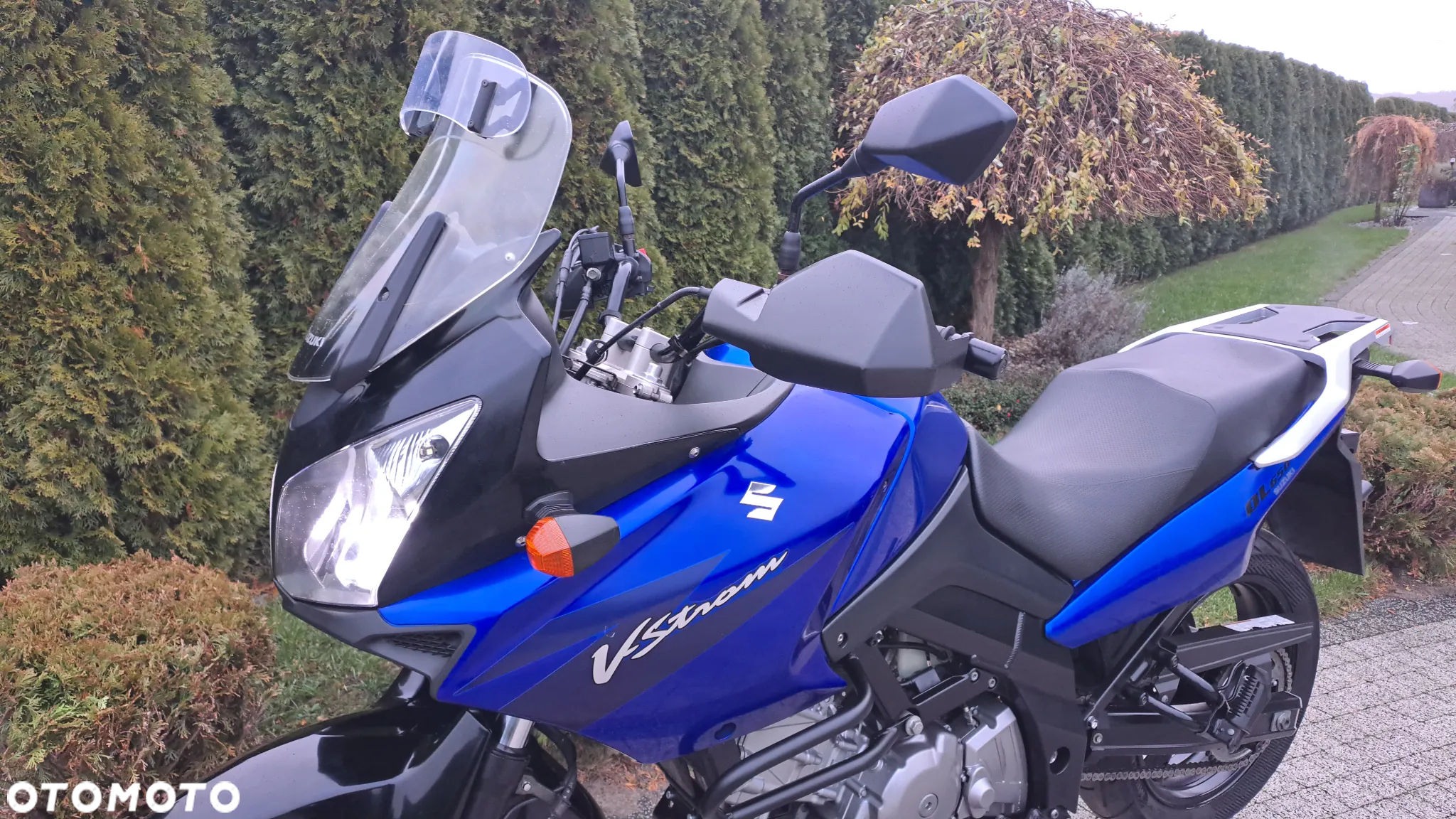 Suzuki DL - 28