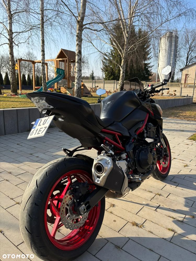 Kawasaki Z 900 - 7