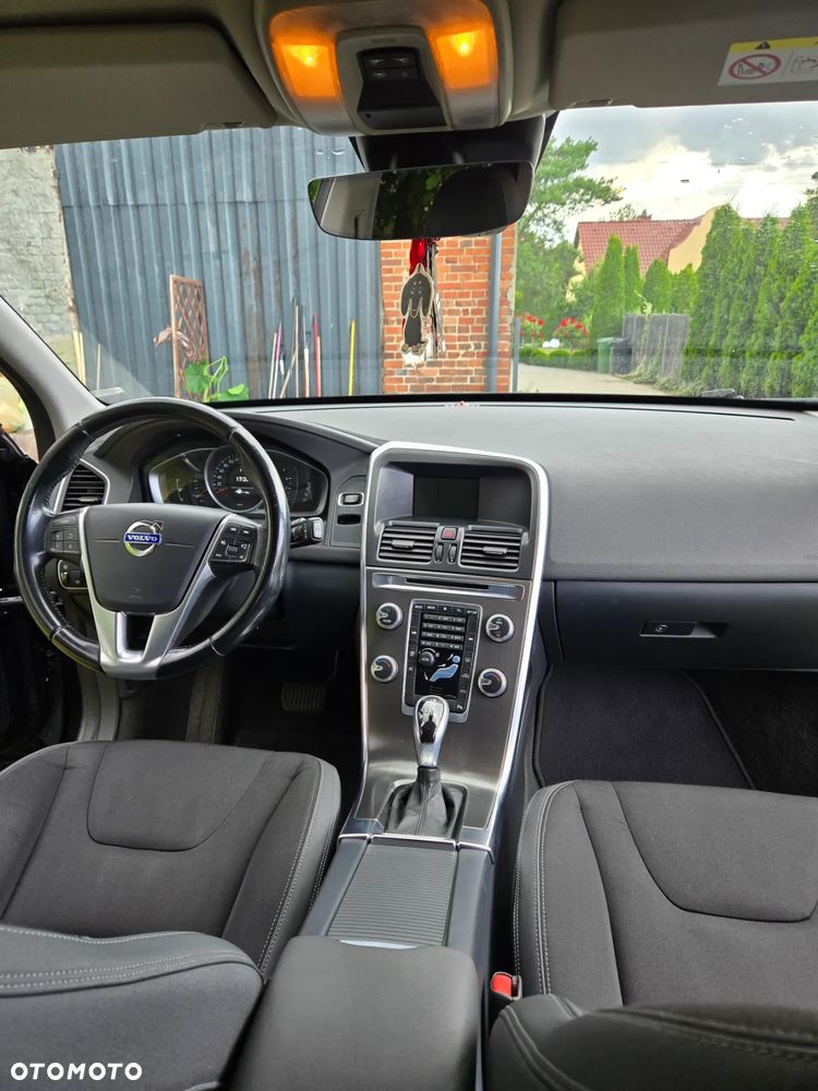 Volvo XC 60 D4 Drive-E Summum - 3