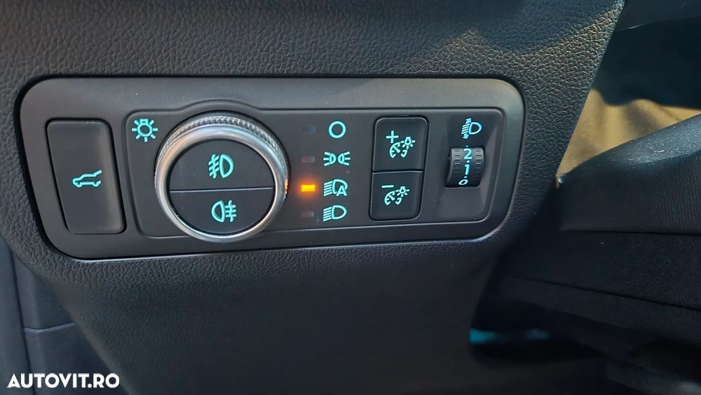 Ford Kuga - 14