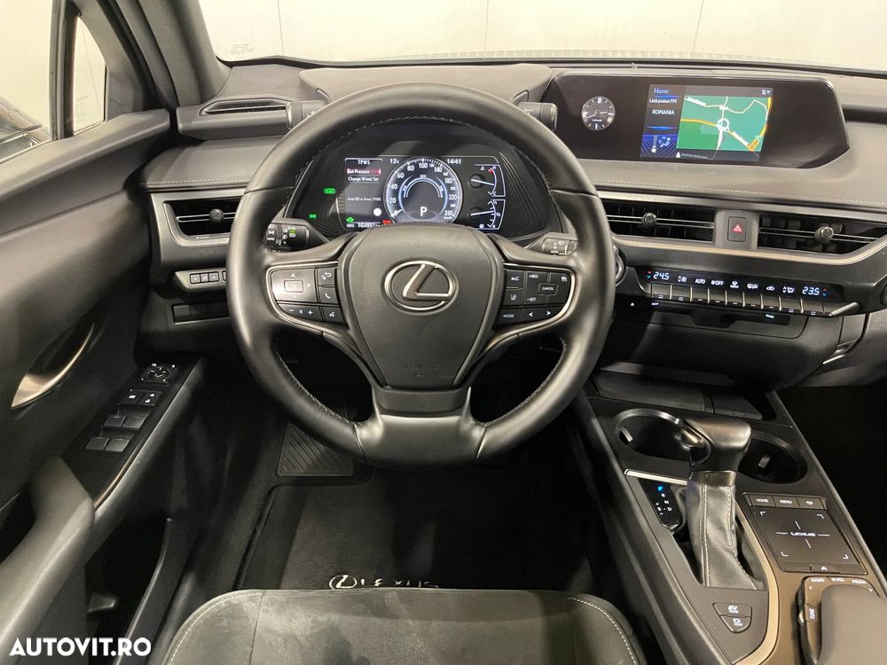 Lexus UX 250h Business Edition - 6