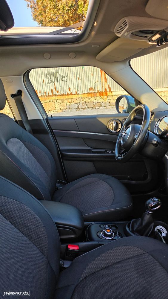 MINI Countryman - 16