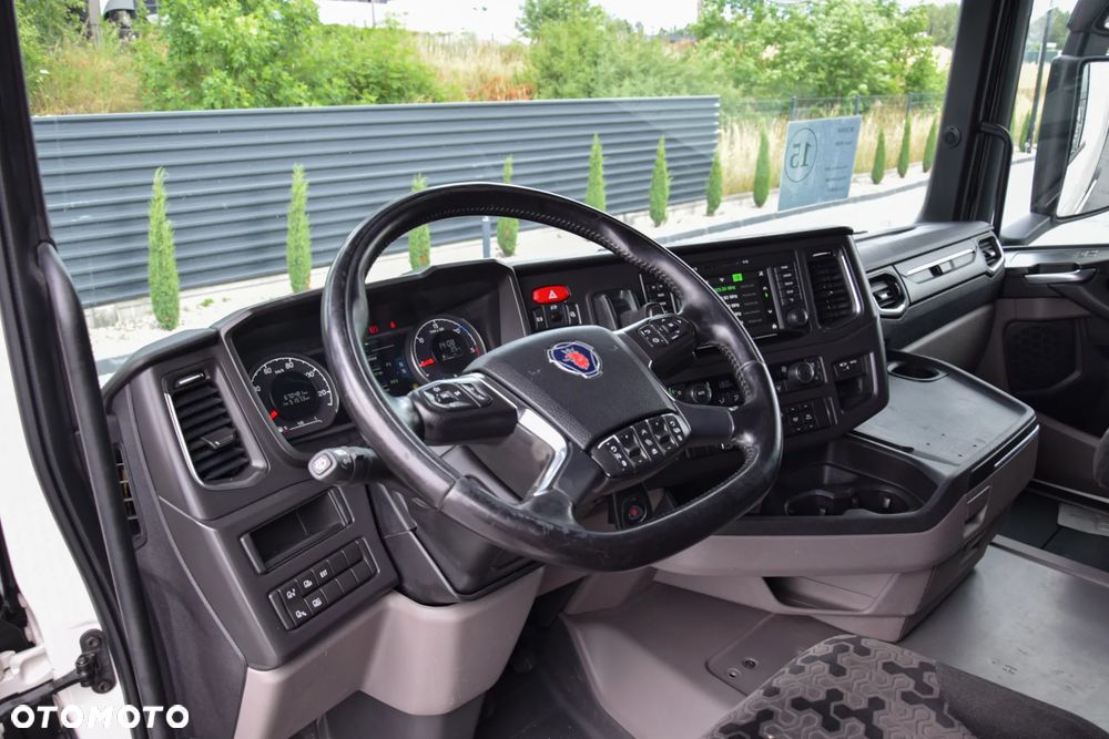 Scania R500 / RETARDER / KLIMATYZACJA POSTOJOWA / ACC / KLIMA / FULL LEDY / FULL SPILERY / 2 ZBIORNIKI PALIWA / SERWISOWANA / SPROWADZONA - 23