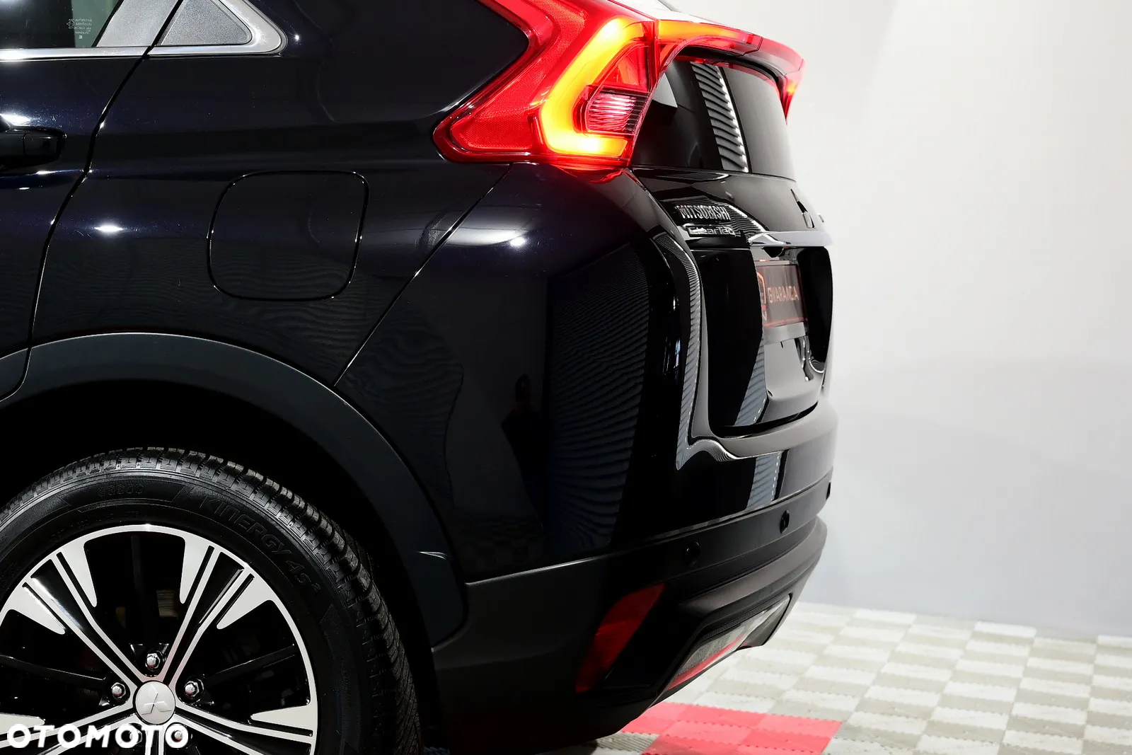 Mitsubishi Eclipse Cross - 35