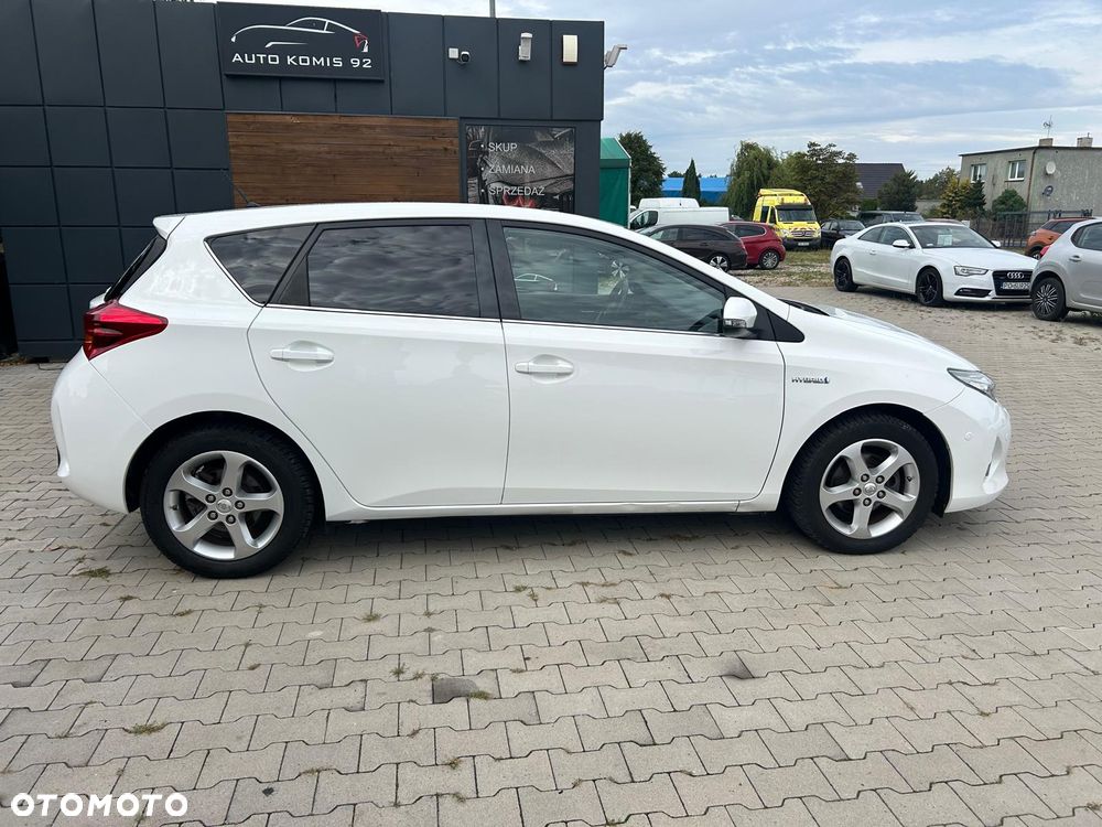 Toyota Auris - 4