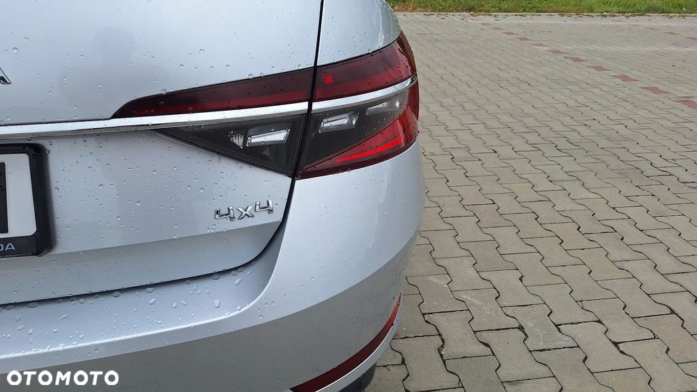 Skoda Superb 2.0 TDI SCR 4x4 Style DSG - 7