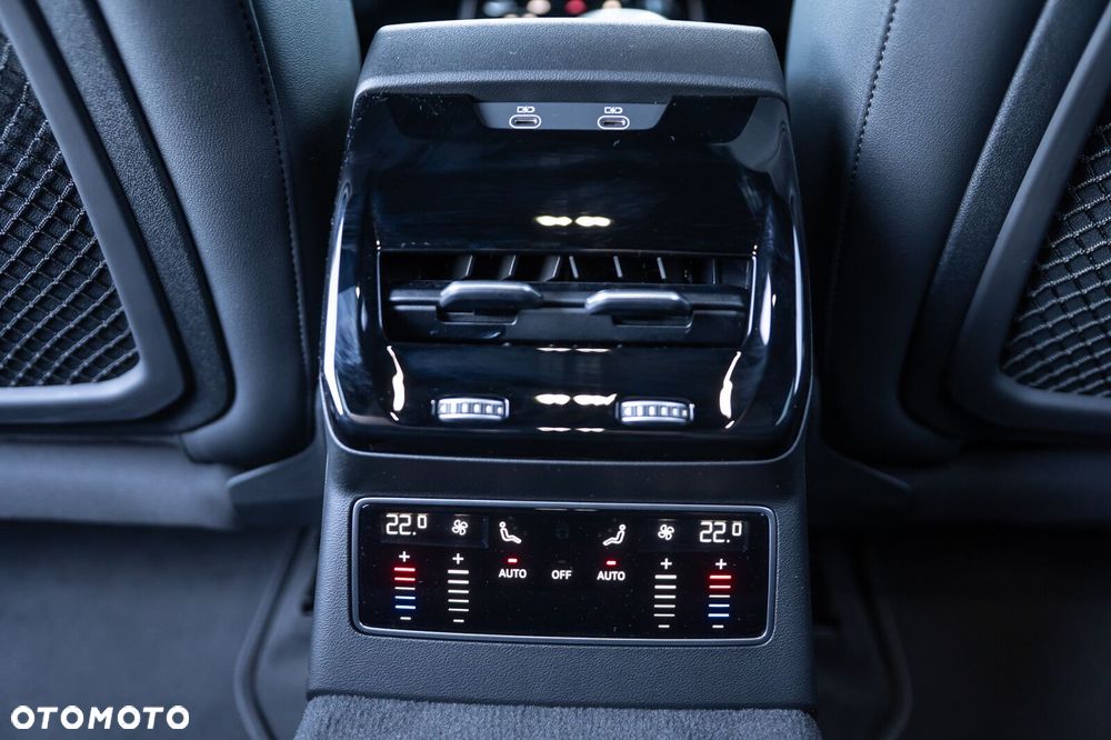 Audi A6 Avant - 18