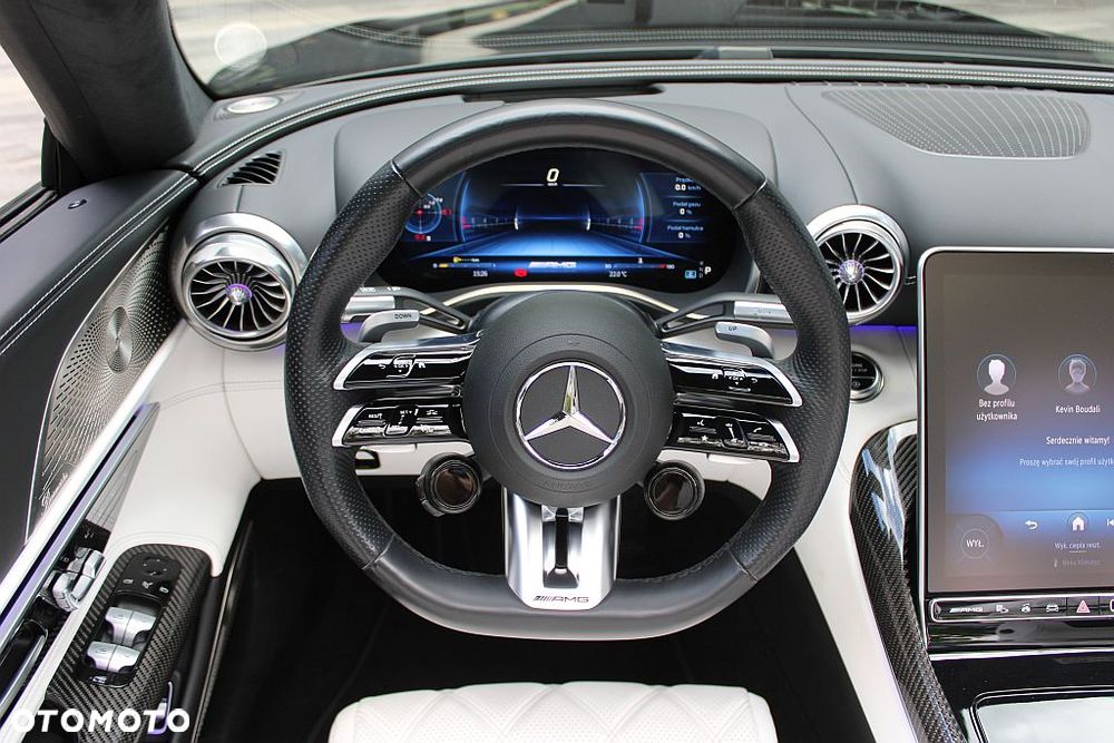 Mercedes-Benz SL AMG 63 4-Matic+ - 17