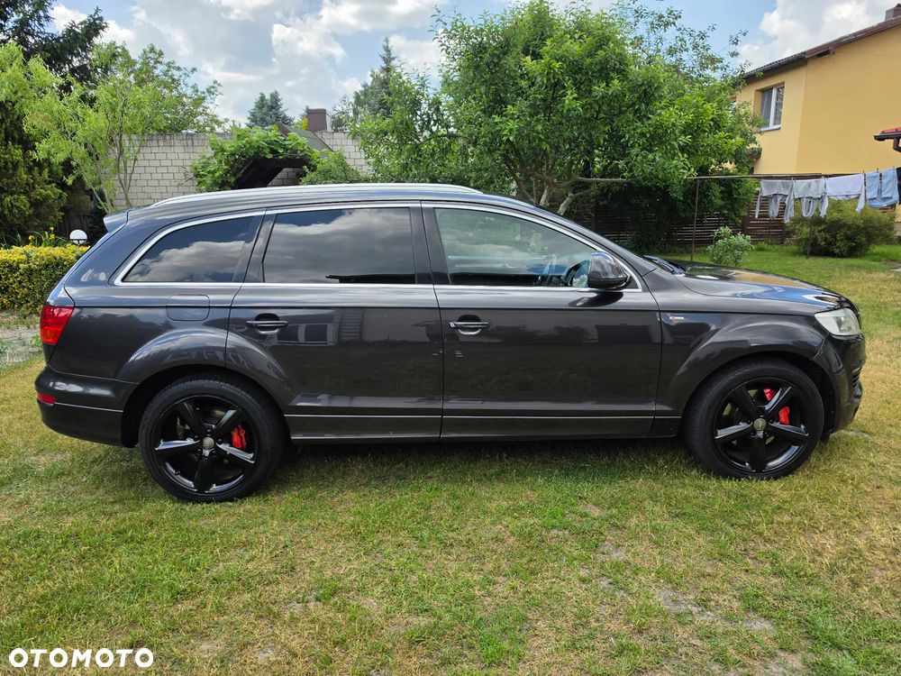 Audi Q7 3.0 TDI DPF clean diesel Quattro Tiptronic - 16