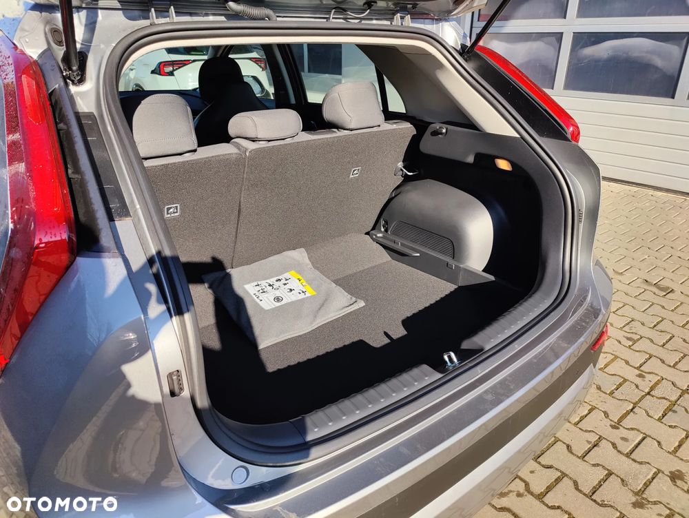 Kia Niro 1.6 GDI Hybrid M - 14