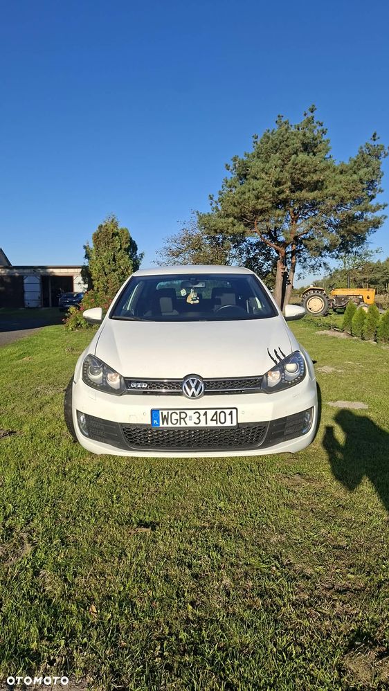 Volkswagen Golf - 9