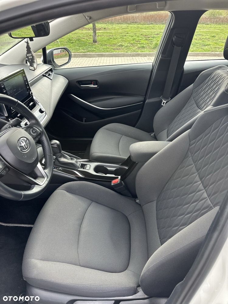 Toyota Corolla 1.8 Hybrid Comfort - 13