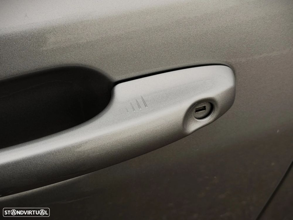 Ford Focus SW 1.5 TDCi ST-Line - 7