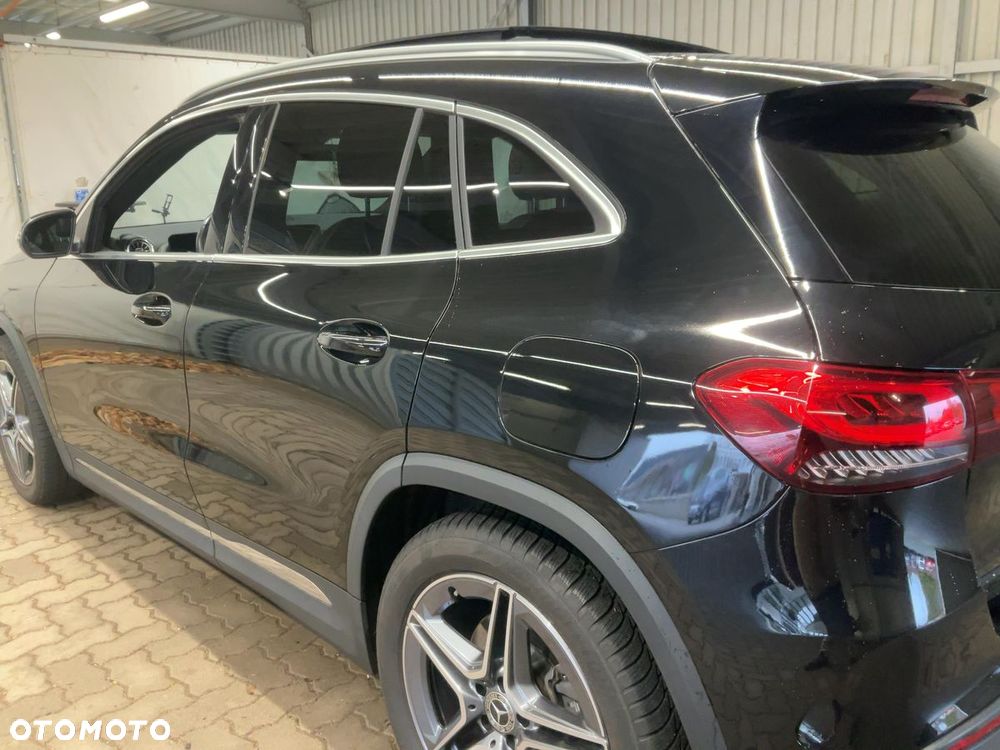 Mercedes-Benz GLA 250 4-Matic AMG Line - 2