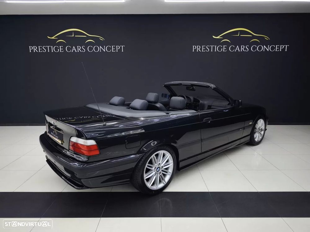 BMW 318 i Cabriolet M Sport - 3