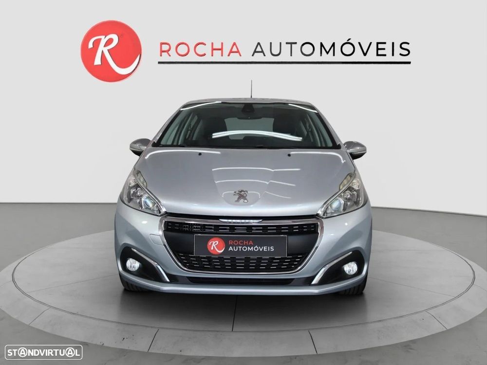 Peugeot 208 2017 photo 2