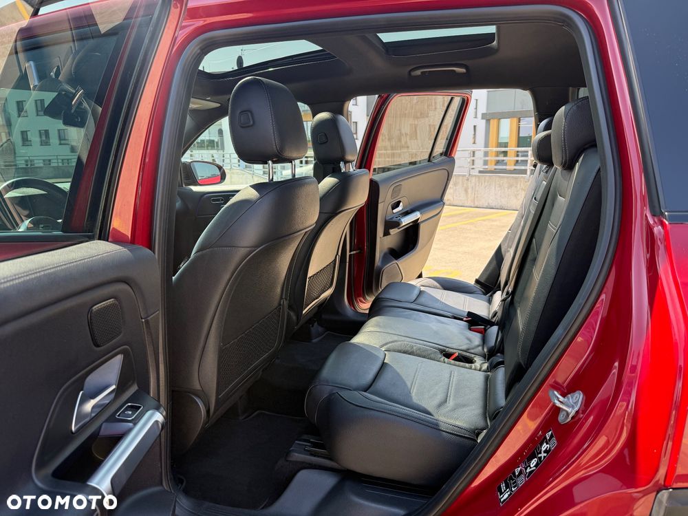 Mercedes-Benz GLB 200 AMG Line 7G-DCT - 14