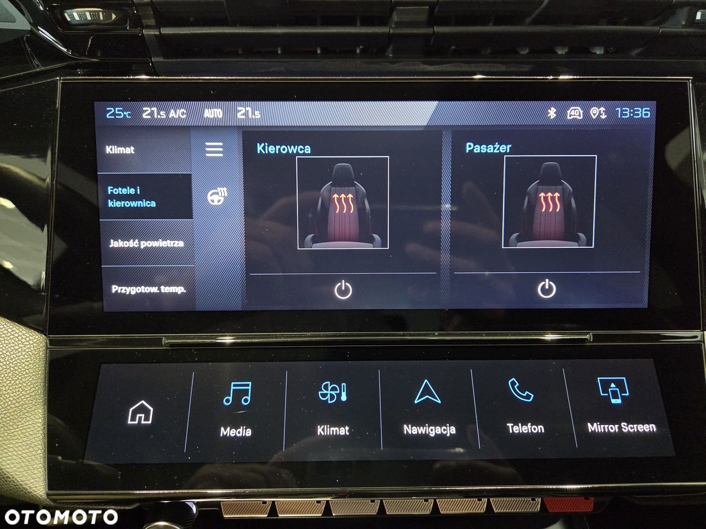 Peugeot 308 - 24