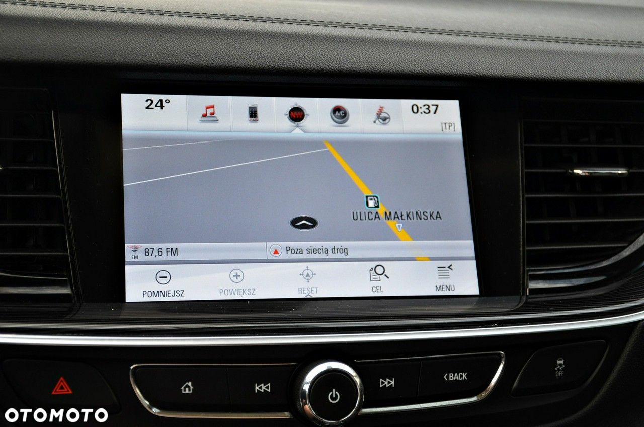 Opel Insignia - 35