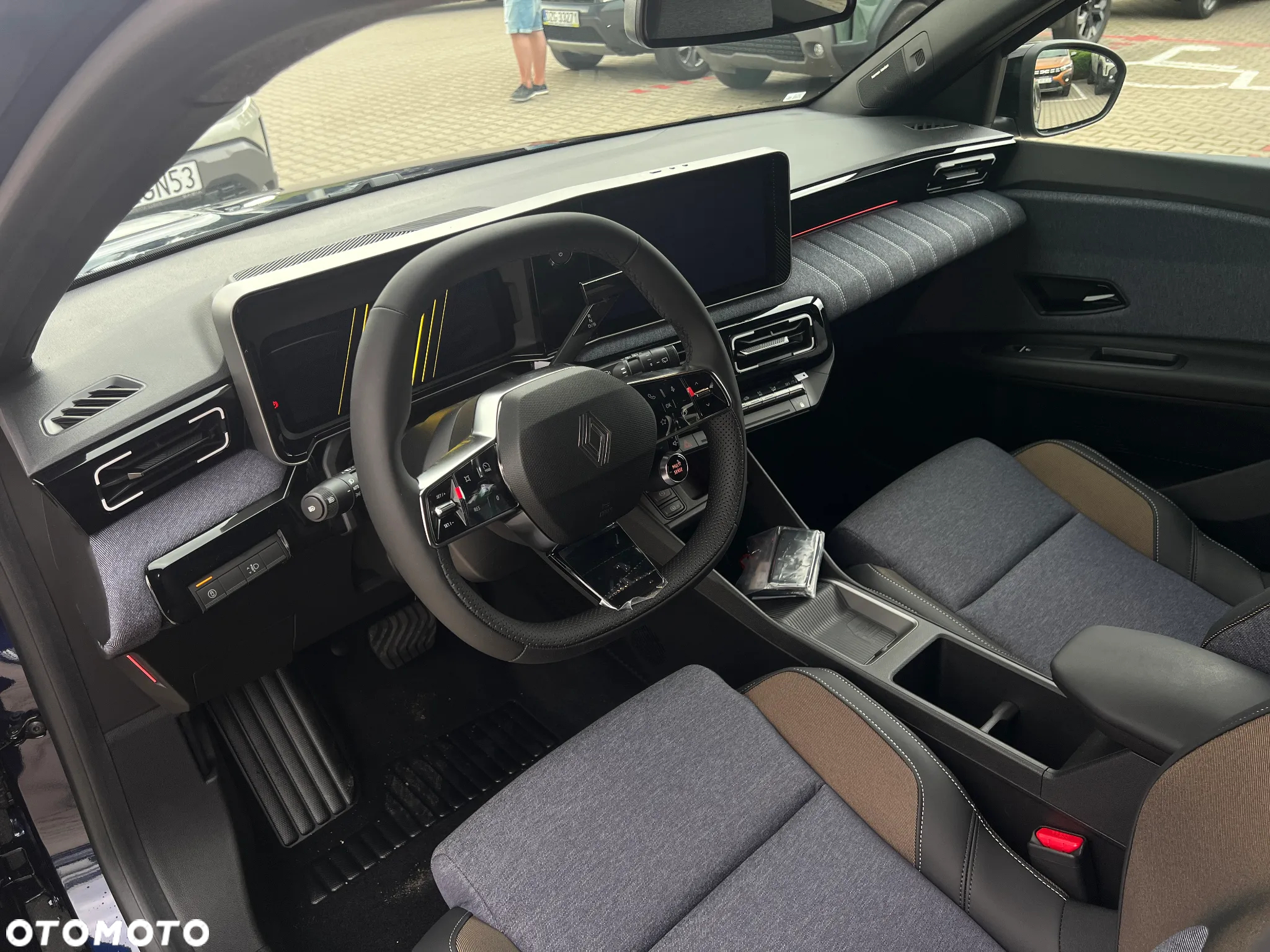 Renault 5 40kWh Urban Range Techno - 11