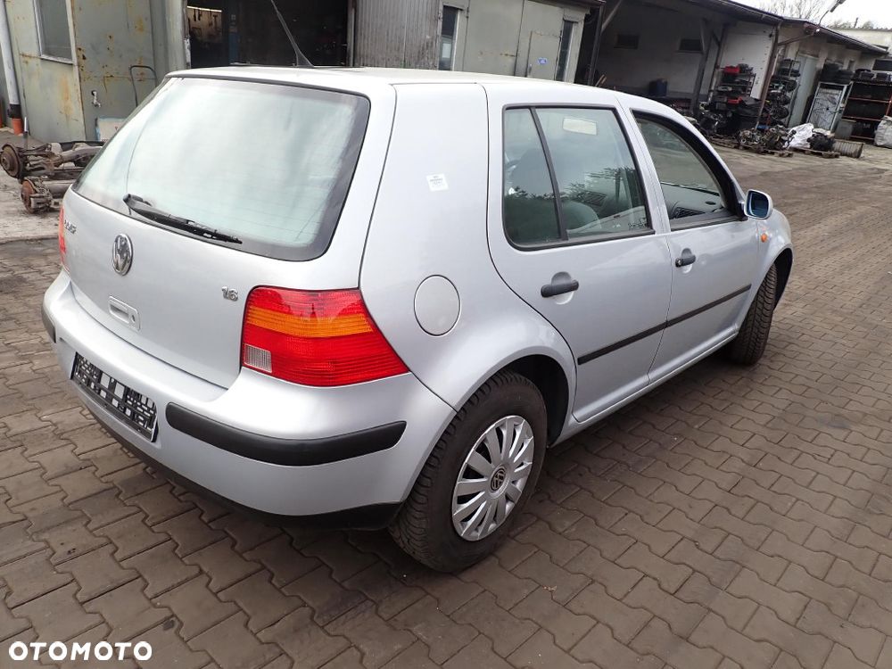 CZĘŚCI - Vw Golf IV 4 1,6 101KM AKL FILM HB 5D 5B DUU lakier LB7Z 1999r. INDEX - 9993 - 5