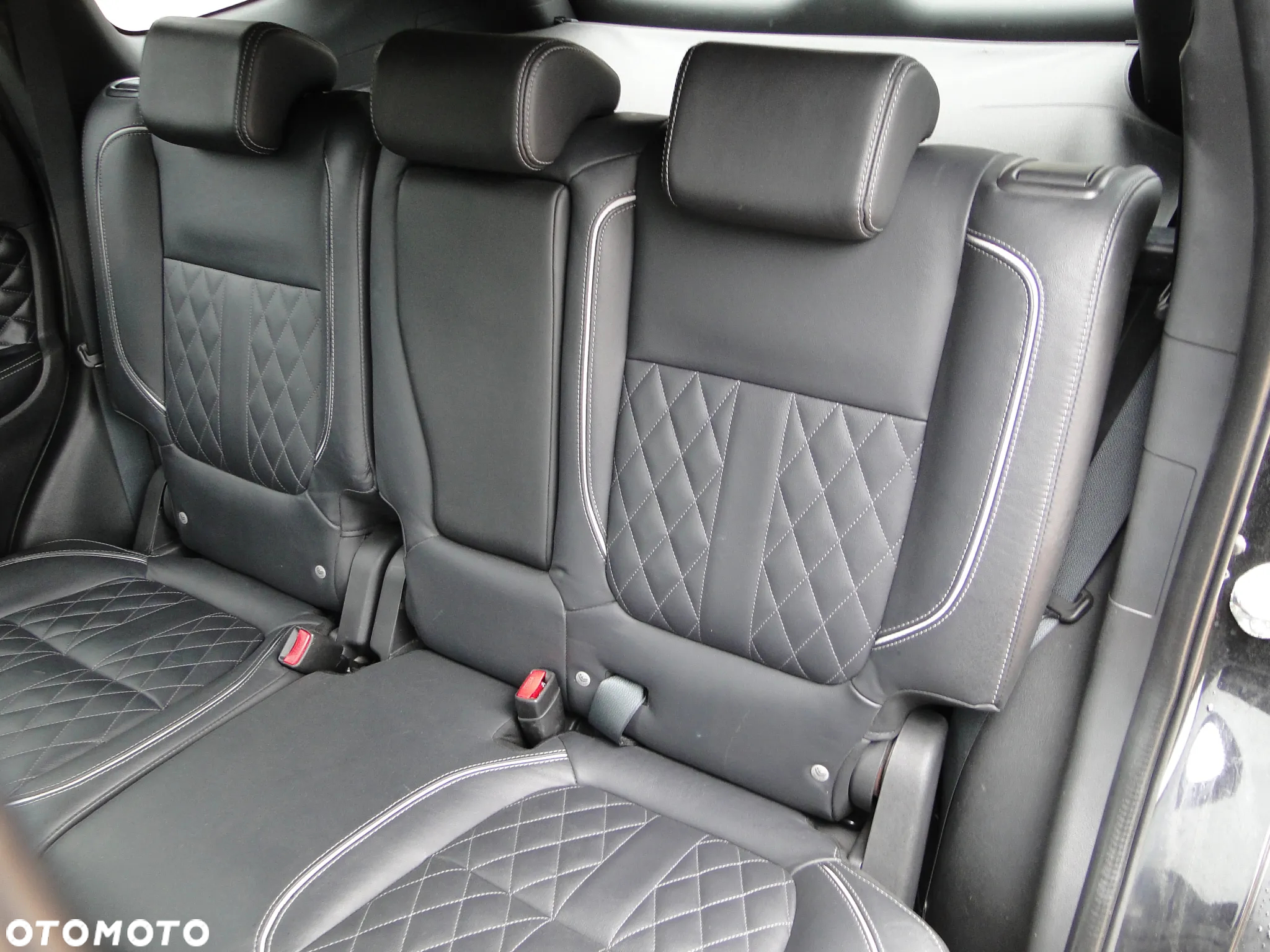 Mitsubishi Outlander PHEV Intense + - 15