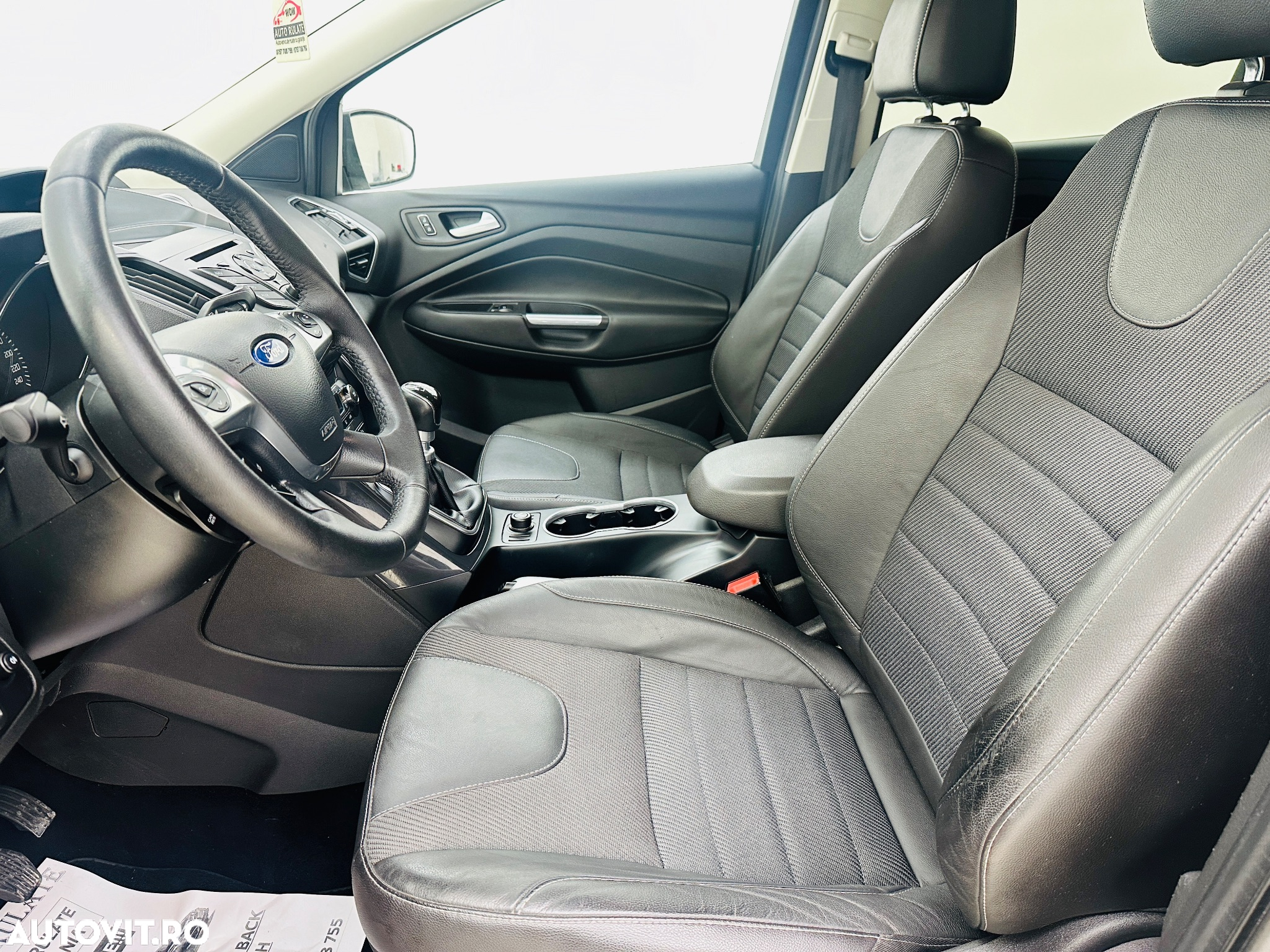Ford Kuga - 16