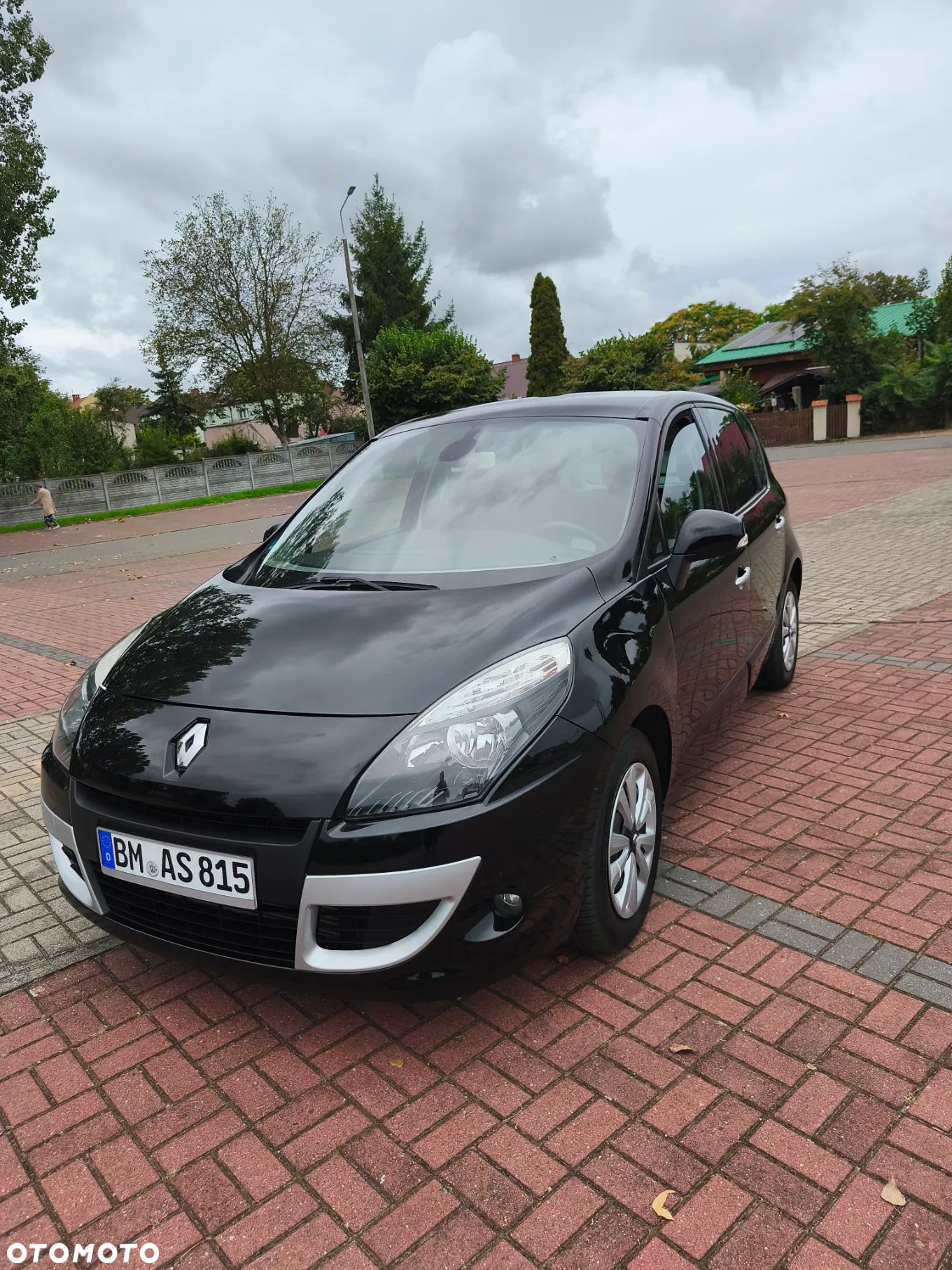 Renault Scenic - 1