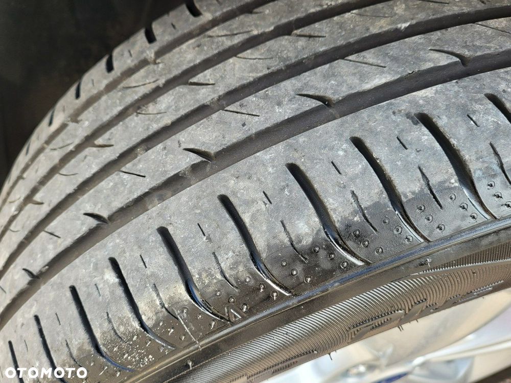 Ford Kuga - 30
