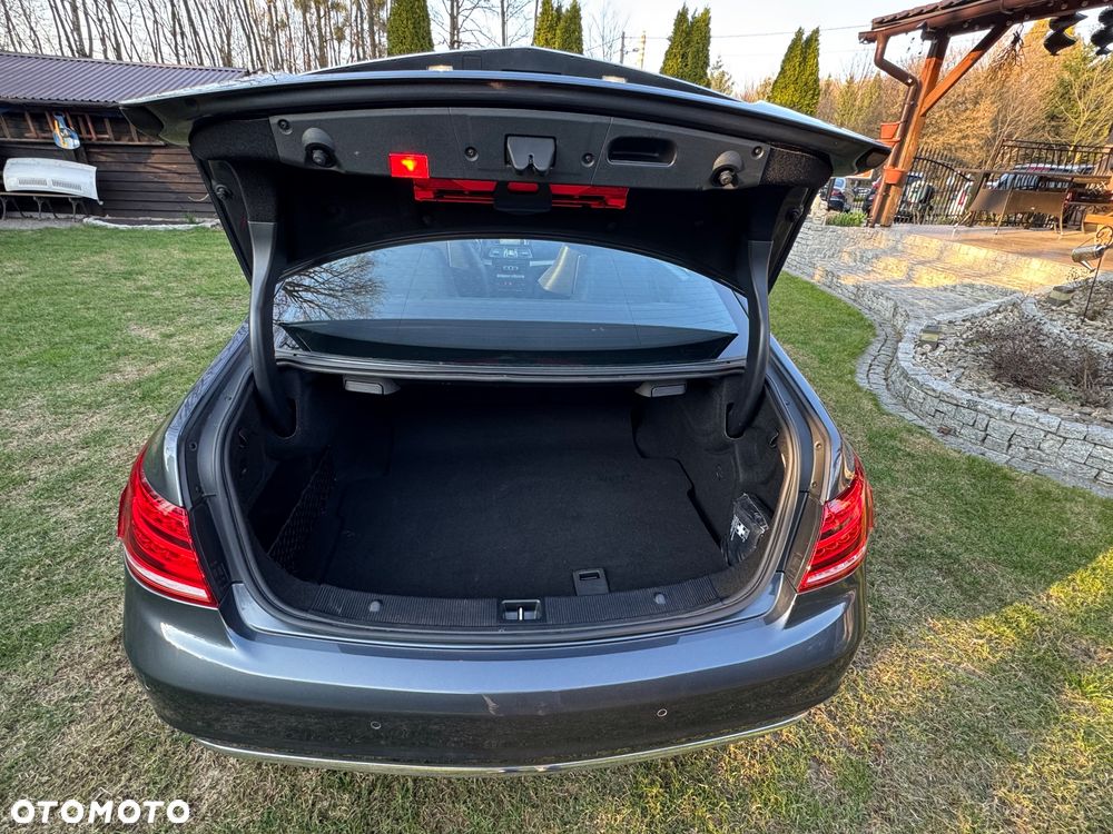 Mercedes-Benz Klasa E - 15