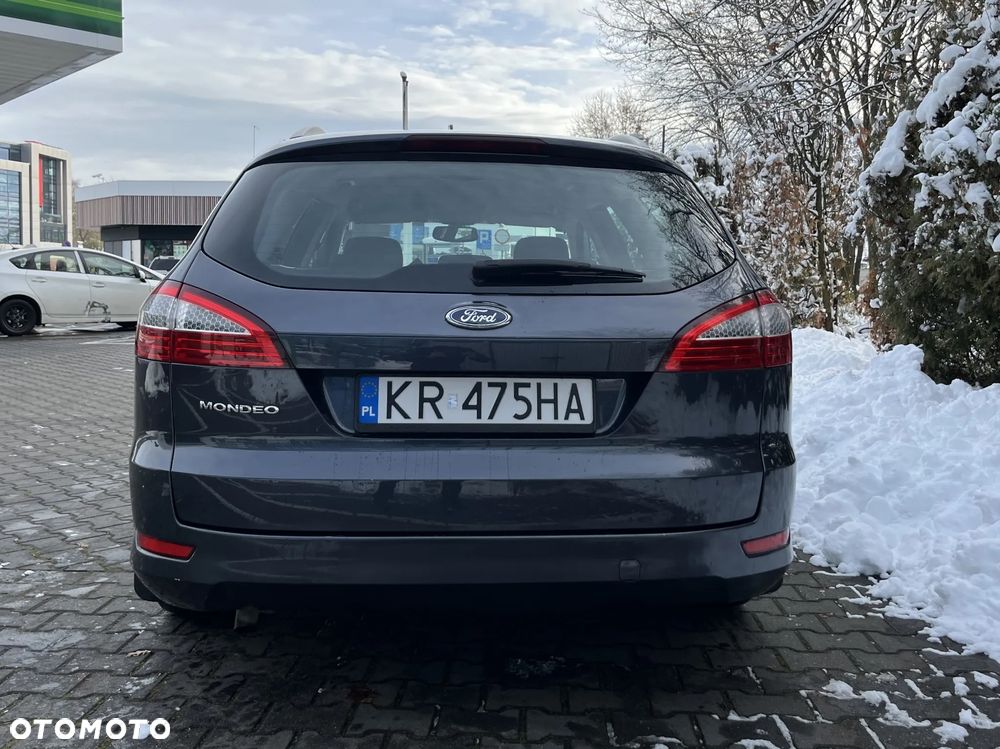 Ford Mondeo 2.0 Gold X - 8